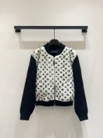 ルイ・ヴィトン ジャケット コピー 高再現度 丁寧な縫製 上質ボア素材使用 高級感仕上げ 冬季限定モデル 本格派デザイン 安心通販