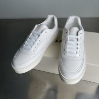 バリー スニーカー 激安 2025新作 オールホワイトモデル 高再現度仕様 上質レザー仕立て 精密ディテール 追跡可能 発送保証