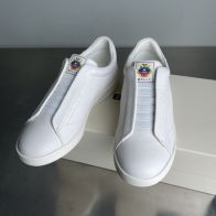 バリー スニーカー スーパーコピー 2025新作 ロゴエンブレム付 高再現度モデル 上質グレインレザー仕様 精密ディテール 発送保証