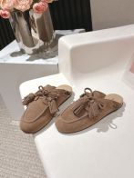 ミュウミュウ スリッポン 2025新作 偽物 バレない再現度 高級感仕上げ 上質スエード使用 精密ディテール 安心サイト