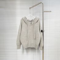 ストーンアイランド ブランド コピー 安全通販 フーディセーター 快適な着心地 シンプルデザイン 高評価