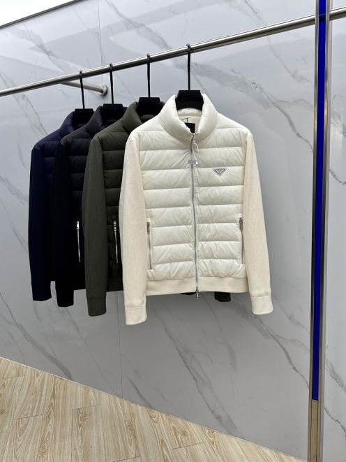 プラダ ブランド コピー 安全通販 ダウンジャケット 2025新作 高級感仕上げ 通気性抜群 男女兼用 安心サイト