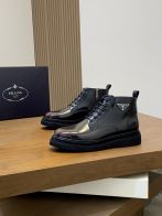 プラダ スーパーコピー ブーツ 2025新作 高再現度 光沢レザー仕様 発送保証付き 安心サイト 高級感仕上げ