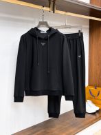 プラダ パーカー セットアップ 2025新作 n級 男女兼用 快適な着心地 通気 丁寧な縫製 高級感仕上げ ブランド 服 コピー 激安