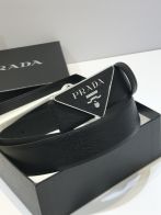 プラダ ベルト メンズ 2025新作 ブランド コピー 安全通販 高再現度 本革使用 トライアングルロゴ 高級感仕上げ 精密ディテール 即納対応