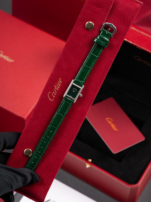 カルティエ 時計 レディース ブランド コピー 高品質 グリーンレザー タンクミニ ブラックフェイス ダイヤ装飾