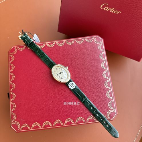 カルティエ Baignoire グリーンレザー ダイヤ装飾 高級感仕上げ スーパーコピー 高再現度 レディース腕時計 安心サイト