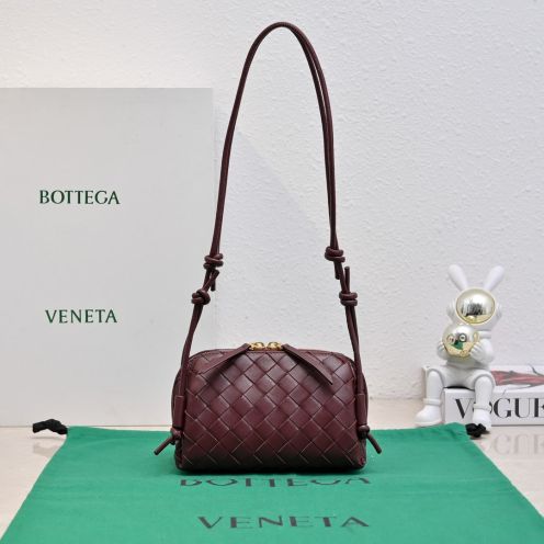 ボッテガ・ヴェネタ ショルダーバッグ 激安 2025新作 高再現度イントレチャートボルドーカラー仕様 発送保証