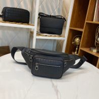 ボッテガヴェネタ ボディバッグ 偽物 高評価 2025新作 圧倒的な再現度 本革使用 高級感仕上げ 確実に届く 安心サイト