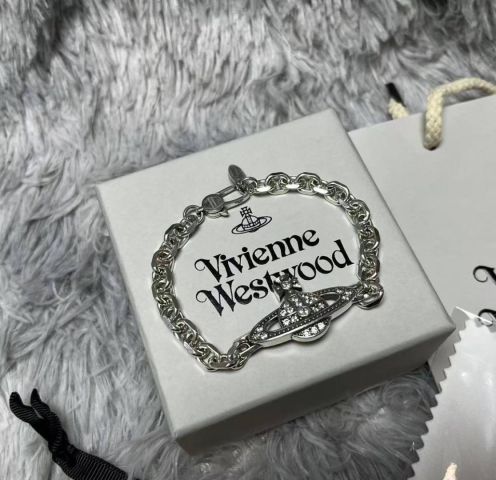 ヴィヴィアンウエストウッド ブレスレット 激安 2025新作 高級感仕上げ 精密ディテール 高再現度 オーブロゴ 安心サイト限定