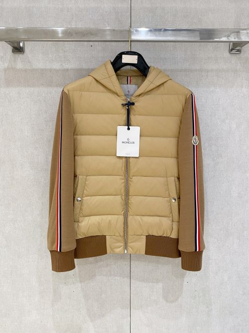 モンクレール ダウンジャケット スーパーコピー 優良サイト 2025新作 高級感仕上げ トリコロールライン 男女兼用 軽量設計