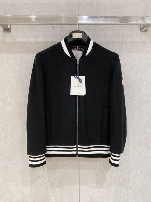 モンクレール ダウンジャケット 偽物 バレない再現度 2025新作 高級感仕上げ 軽量仕様 男女兼用 防寒性抜群