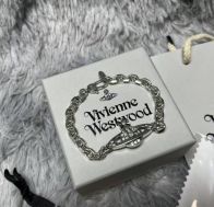 ヴィヴィアンウエストウッド ブレスレット 激安 2025新作 高級感仕上げ 精密ディテール 高再現度 オーブロゴ 安心サイト限定