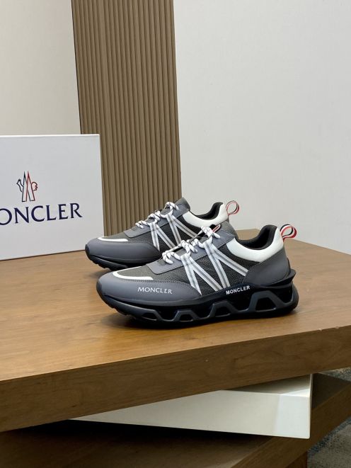 モンクレール スニーカー 2025新作 偽物 バレない再現度 トレイルデザイン 高品質素材使用 快適な履き心地 安心サイト