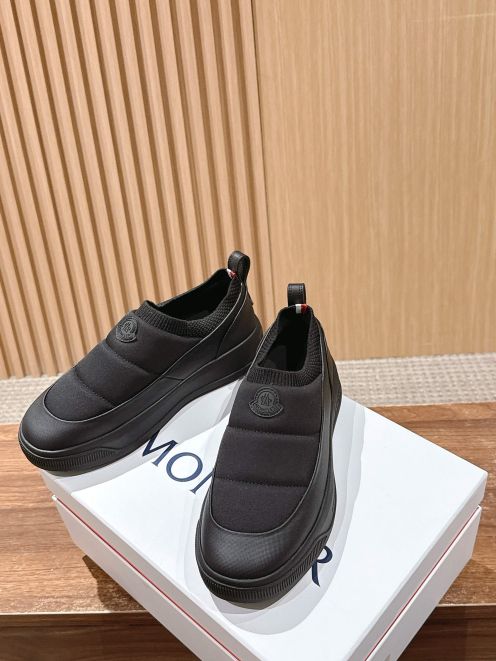 モンクレール スリッポン スニーカー 2025新作 激安屋口コミ 高再現度モデル 軽量設計 快適な履き心地 上質素材使用 安心サイト