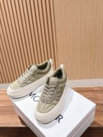 モンクレール スニーカー 2025新作 ブランド コピー 安全通販 高再現度モデル オリーブグリーン 上質素材 快適な履き心地 発送保証付き