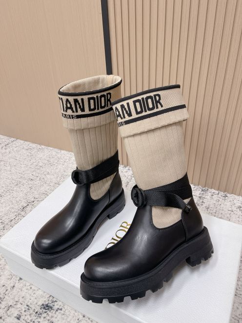 ディオール ブーツ 2025新作 ブランド コピー 高再現度モデル 精密ディテール 上質感漂うデザイン 安心サイト 即納対応