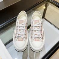 ディオール スニーカー 2025新作 n級 高再現度 ピンクオブリークキャンバス ローカットモデル 上質素材 快適な履き心地 発送保証付き