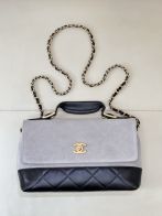 シャネル バッグ コピー 2025新作 グレー&times;ブラック 高再現度 上質感 高級感仕上げ チェーンショルダー 実店舗運営