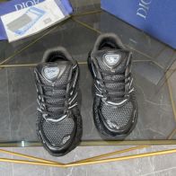 ディオール スニーカー 2025新作 スーパーコピー 高再現度モデル ブラックメッシュ仕様 精密ディテール 即納対応 発送保証