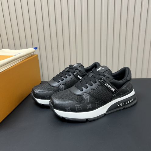 ルイヴィトン スニーカー 偽物 バレない再現度 2025新作 高級感仕上げ ブランド コピー 激安 上質レザー使用 快適な履き心地 高評価モデル