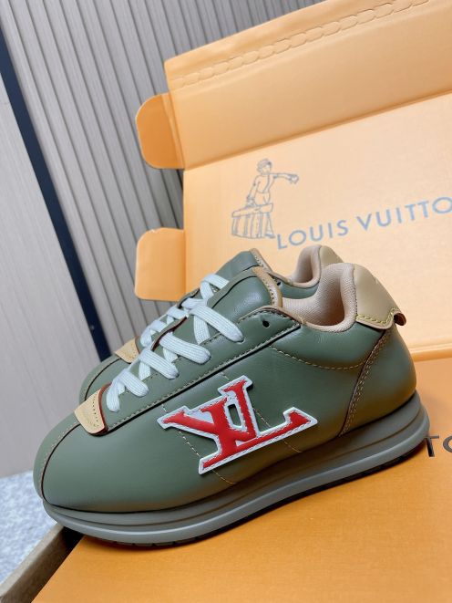 ルイ・ヴィトン スニーカー n級 2025新作 高級感仕上げ 本革使用 精密ディテール 安心サイト 追跡可能