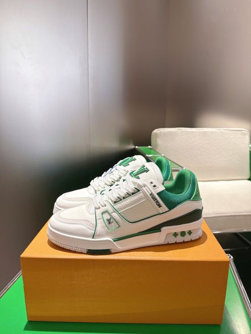 ルイ・ヴィトン スニーカー スーパーコピー 2025新作 LVトレイナー ホワイト&times;グリーン 高再現度モデル 口コミ多数