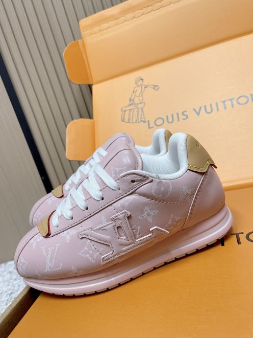 ルイ・ヴィトン スニーカー コピー 2025新作 高級感仕上げ 本革使用 精密ディテール 安心サイト 追跡可能