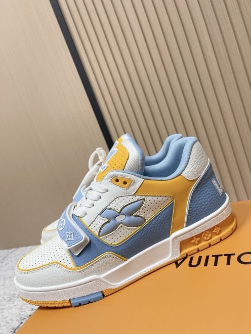 ルイ・ヴィトン スニーカー スーパーコピー 優良サイト 2025新作 本革使用 高級感仕上げ 精密ディテール 秘密厳守配送