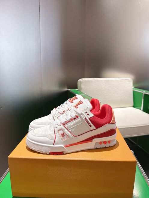 ルイ・ヴィトン スニーカー 激安 2025新作 LVトレイナー ホワイト&times;レッド 高再現度モデル 本革仕様 安心サイト