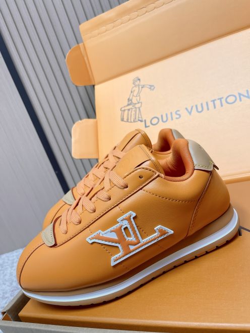 ルイ・ヴィトン スニーカー ブランド コピー 2025新作 本革使用 高級感仕上げ 精密ディテール 安心サイト 追跡可能