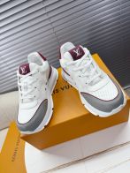 ルイ・ヴィトン スニーカー コピー 2025新作 高級感仕上げ 本革使用 精密ディテール 快適設計 秘密厳守配送