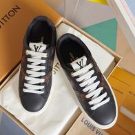 ルイ・ヴィトン スニーカー 激安 2025新作 本革使用 高級感仕上げ 精密ディテール 品質管理徹底 安心サイト
