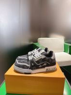 ルイ・ヴィトン スニーカー ブランド コピー 安全通販 2025新作 高級感仕上げ 精密ディテール 本格派モデル ユーザー満足保証