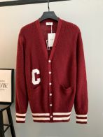 セリーヌ カーディガン ブランド コピー 安全通販 ボルドー Cワッペン 2025新作 高再現度 上質素材 丁寧な縫製