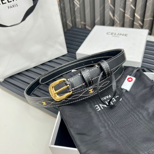 セリーヌ ベルト スーパーコピー 優良サイト 2025新作 高再現度 本革使用 ゴールド金具 精密ディテール 高級感仕上げ