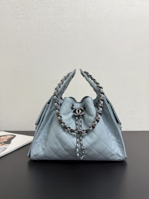 シャネル バッグ ブランド コピー 安全通販 2025新作 高再現度 本革使用 ドローストリング 高級感仕上げ