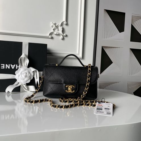 シャネル ブラック ミニフラップバッグ 2025新作 優良サイト 高級感仕上げ 本格派モデル 精密ディテール 丁寧な縫製