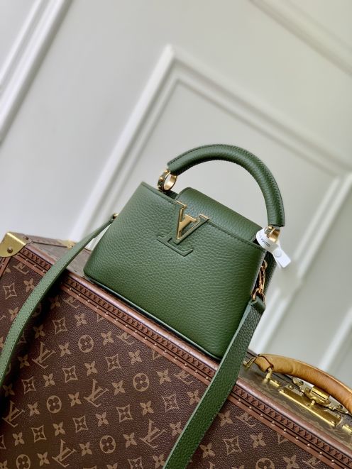 ルイ・ヴィトン カプシーヌBB グリーン 2025新作 バッグ 激安屋口コミ 高級感仕上げ 精密ディテール 上質感ある本格派モデル