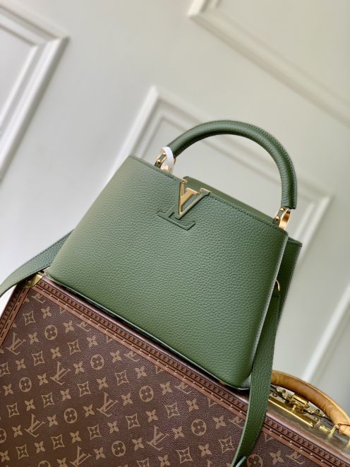 ルイ・ヴィトン カプシーヌBB ライトグリーン 2025新作 バッグ スーパーコピー 優良サイト 高級感仕上げ 精密ディテール 上質感モデル