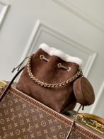 ルイ・ヴィトン 激安 ノエ風巾着ショルダーバッグ 2025新作 高再現度 ウィンターモデル 精密ディテール 上質感 レビュー高リピ率