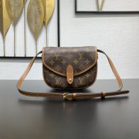 ルイ・ヴィトン コピー クラシックサドル風ショルダーバッグ 2025新作 高再現度 精密ディテール 上質感 本格派モデル 即納対応