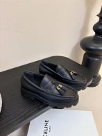 セリーヌ 定番タッセルローファー 2025新作 偽物 バレない再現度 高評価 口コミ多数 本革使用 上質感 安心サイト