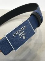 プラダ サフィアーノレザー ベルト 2025新作 スクエアバックル 精密ディテール 高級感仕上げ 職人技術再現 激安屋口コミ 評価高い一本