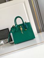 ルイヴィトン クロコ型押しグリーン 2025新作 ブランド コピー 圧倒的な再現度 精密ディテール 高級レベル仕様 確実に届く 秘密厳守配送 ハンドバッグ