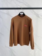 プラダ スーパーコピー ロゴパッチ長袖スウェット 2025新作 定番モデル 高再現度 高品質仕上げ 快適な着心地 通気性良好 男女兼用