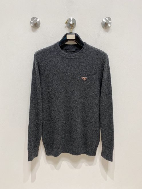 プラダ 優良サイト 2025新作 グレー ニットクルーネック 高品質 高再現度 高評価 安心サイト