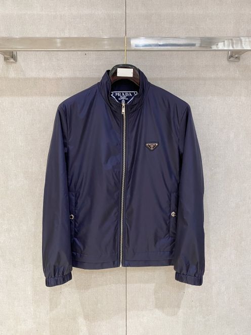 プラダ ブランド コピー 定番ナイロンジャケット 高級感仕上げで洗練された人気モデル 追跡可能で安心の高品質アウター