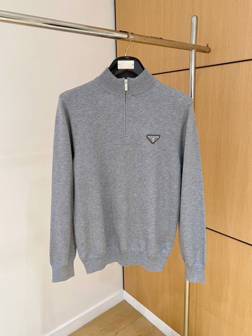 プラダ 偽物 ハーフジップニット 本格派モデル 上質感あふれる仕立てが魅力 発送保証で安心の2025人気アイテム