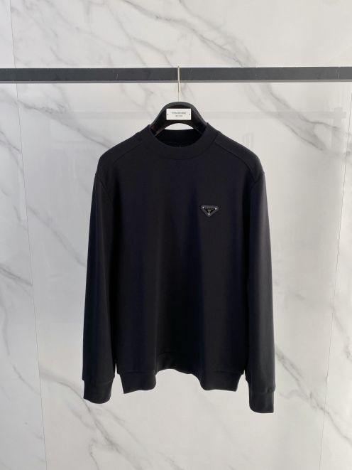 プラダ ブランド コピー 2025新作 ブラック 定番クルーネックスウェット 高品質 高再現度 口コミ多数 安心サイト 実店舗運営